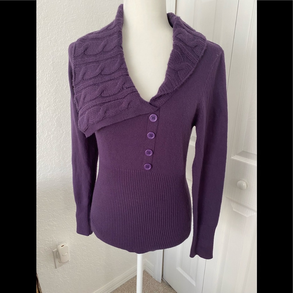 2B Bebe purple sweater asymmetrical front with fake buttons very soft
